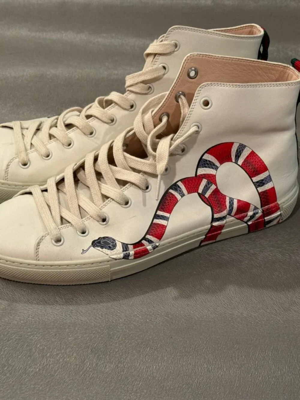 Authentic Men's Gucci Leather Kingsnake White High-Top Sneaker